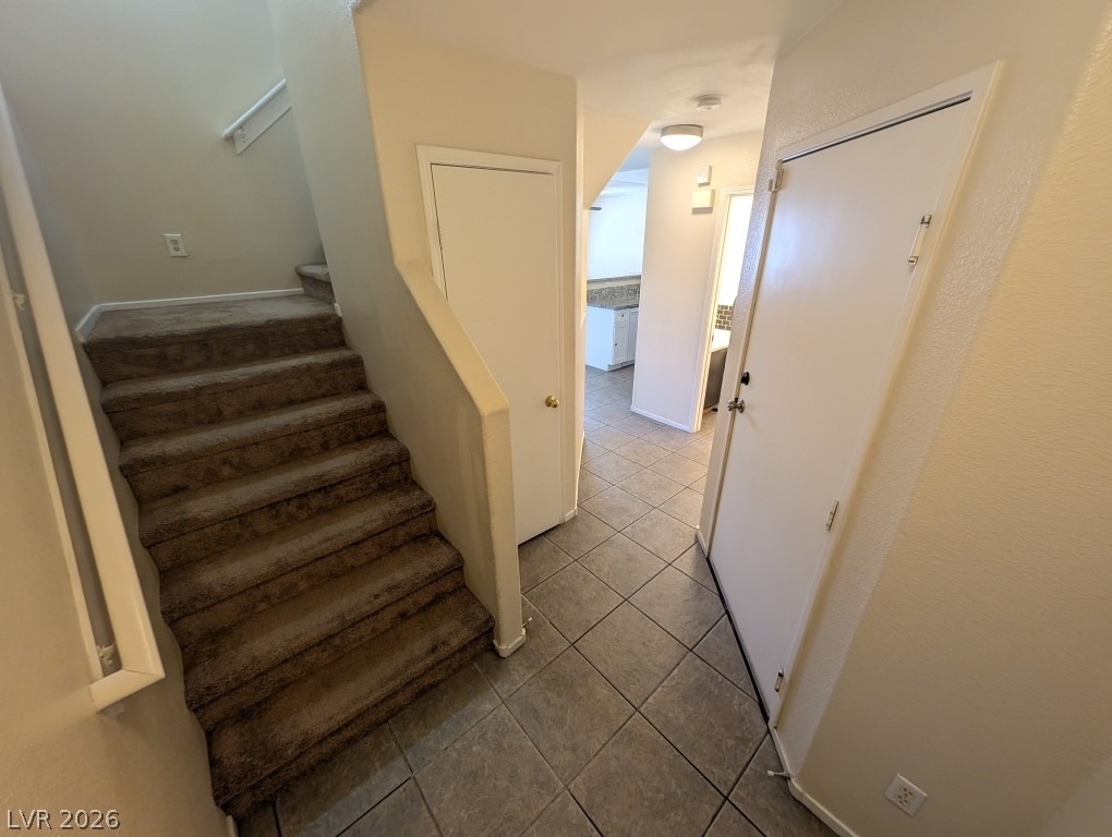 2520 Sierra Luna Avenue - Photo 2