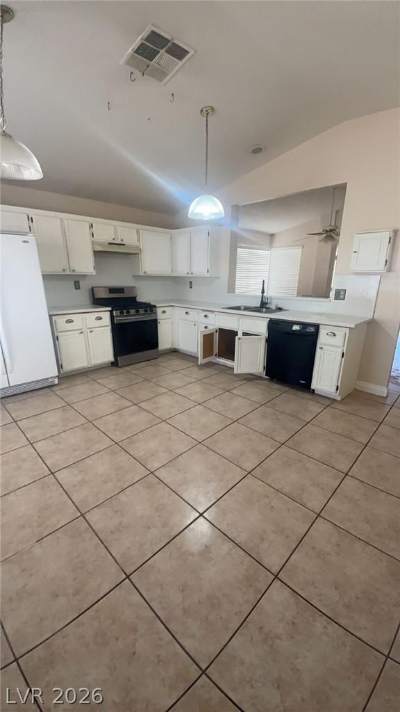 9824 Cross Creek Way - Photo 1