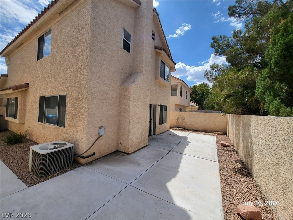 9404 Hershey Lane - Photo 15