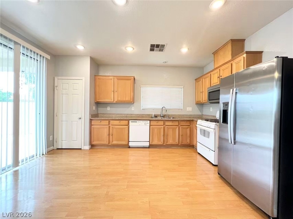 574 Redruth Drive - Photo 7