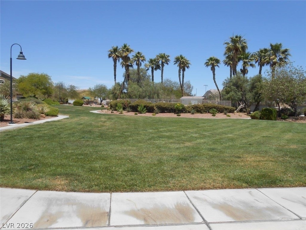 3516 Hazelnut Pine Place - Photo 28