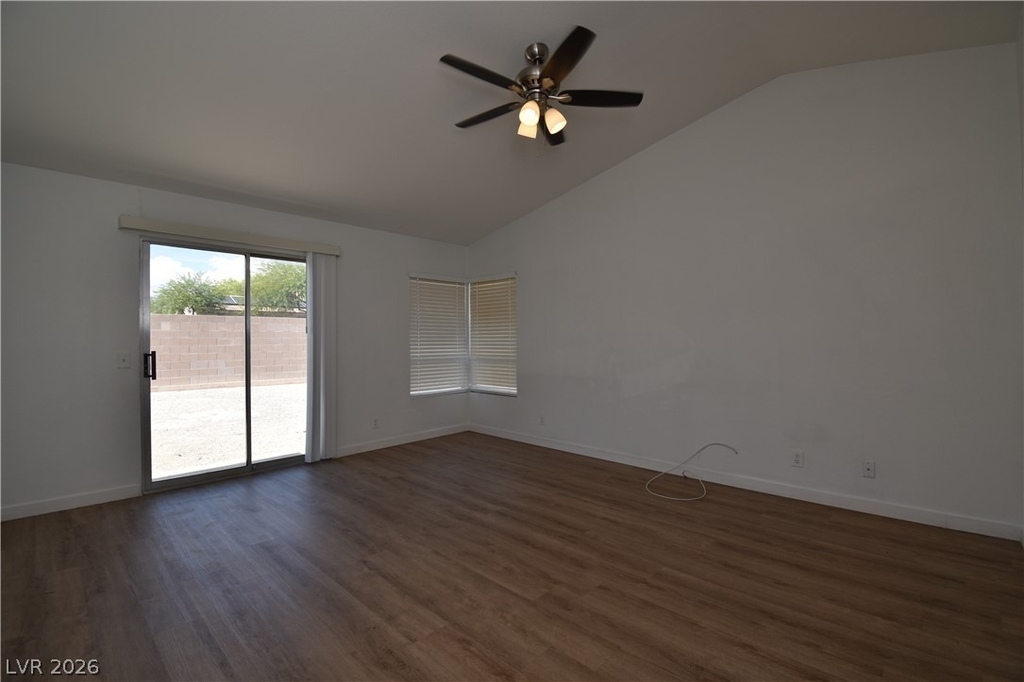 4706 Checker Way - Photo 2