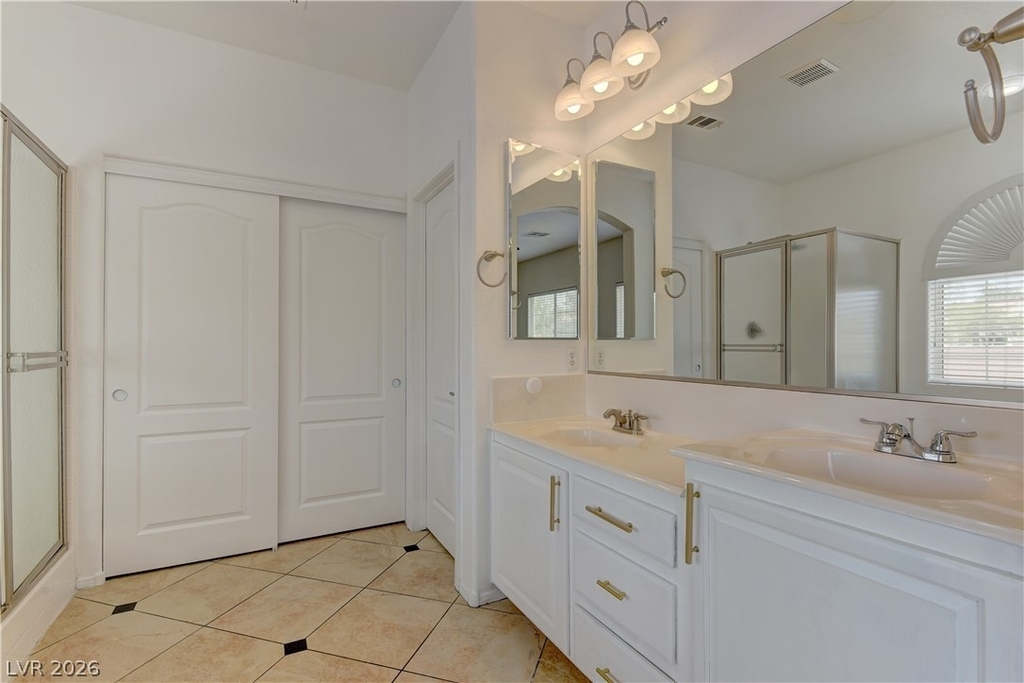9743 Mount Kenyon Street - Photo 13