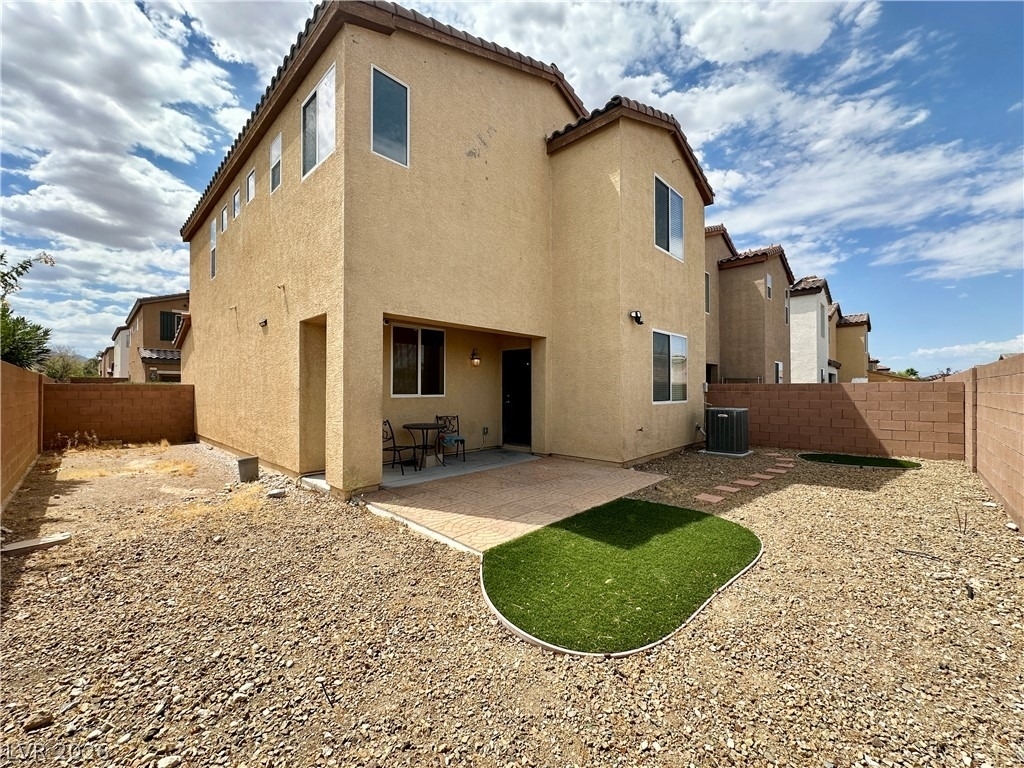 10596 La Campana Street - Photo 19