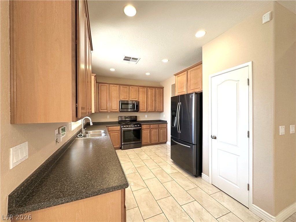 10596 La Campana Street - Photo 4