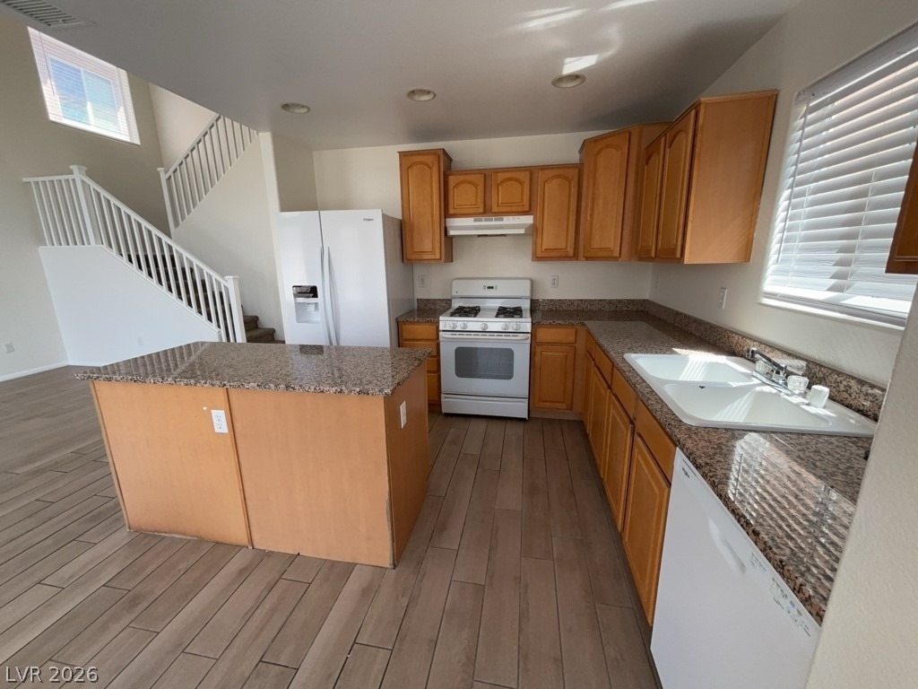 9237 Harbor Stream Avenue - Photo 1