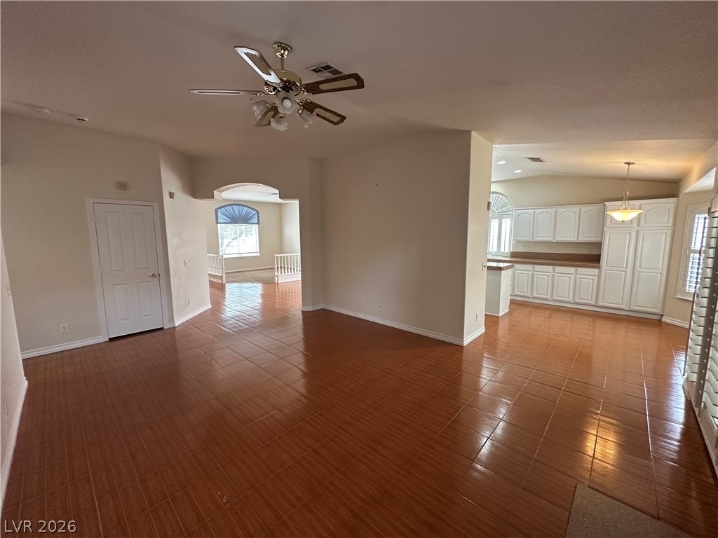2109 Cedar Hills Street - Photo 6