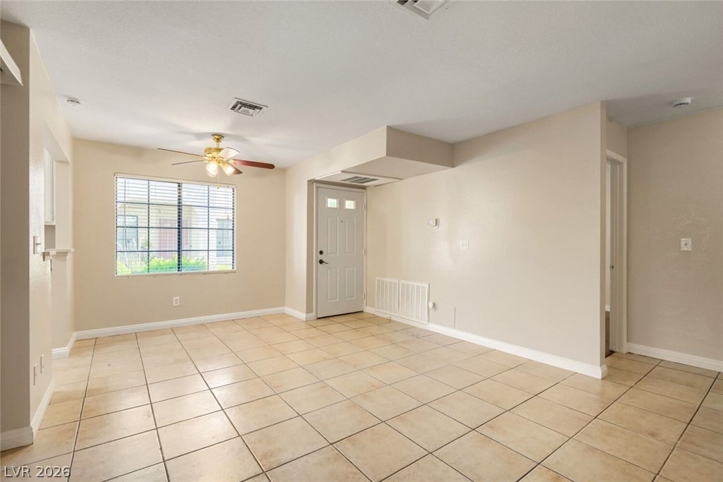 4860 Nara Vista Way - Photo 3