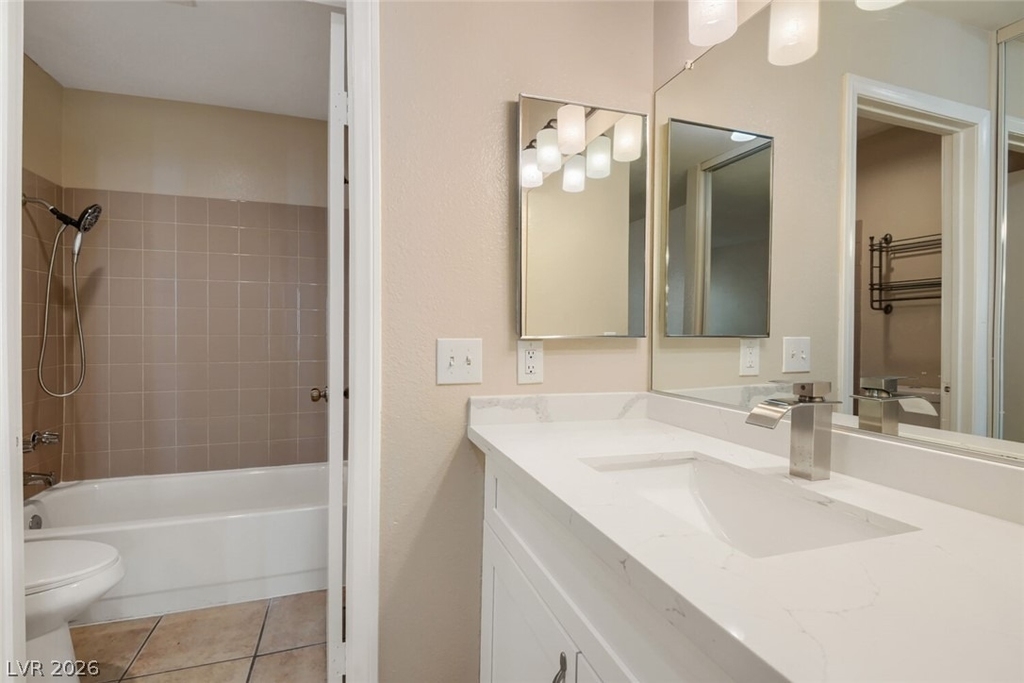 4860 Nara Vista Way - Photo 18