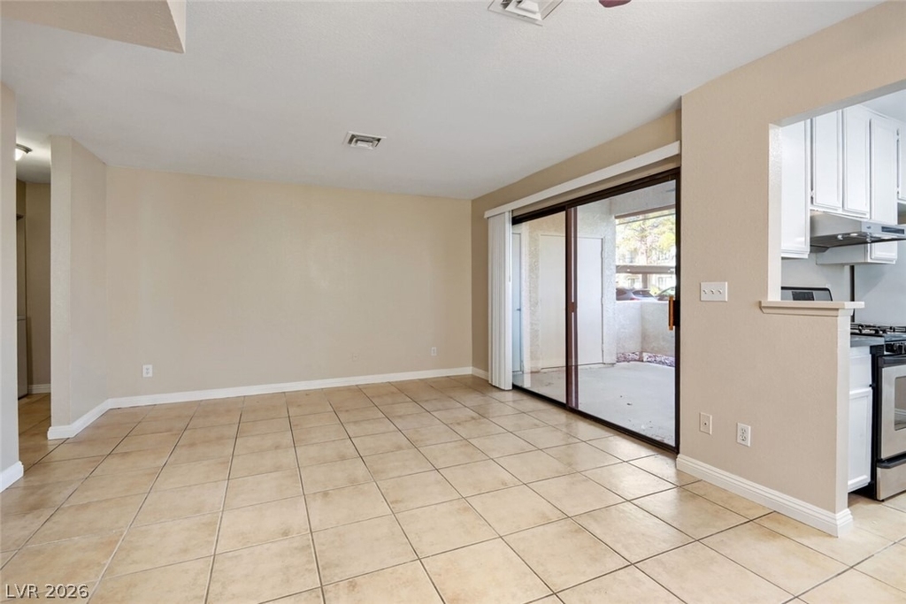 4860 Nara Vista Way - Photo 6