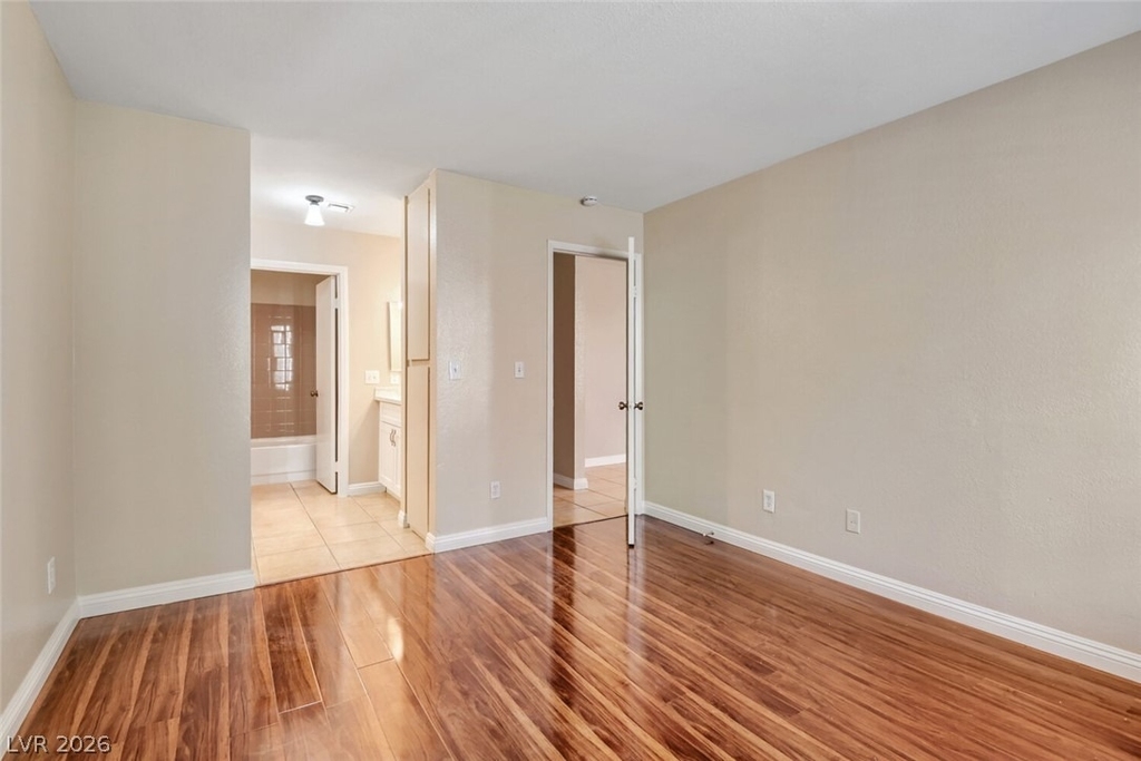 4860 Nara Vista Way - Photo 15