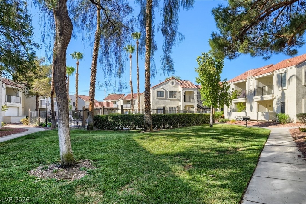 4860 Nara Vista Way - Photo 23