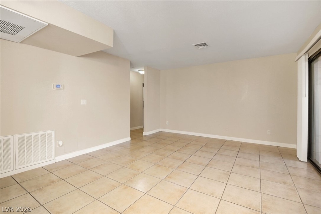 4860 Nara Vista Way - Photo 4