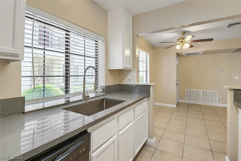 4860 Nara Vista Way - Photo 11