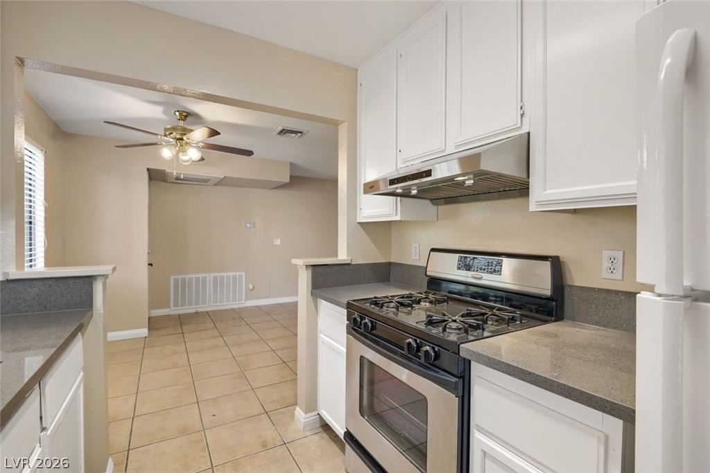 4860 Nara Vista Way - Photo 10