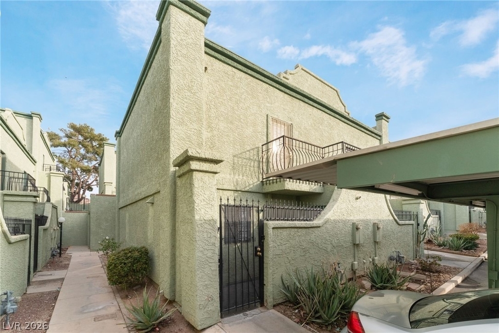 7084 Burcot Avenue - Photo 0