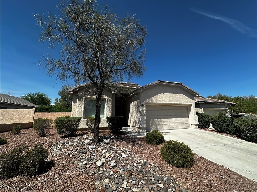 10912 Golden Birch Place - Photo 1