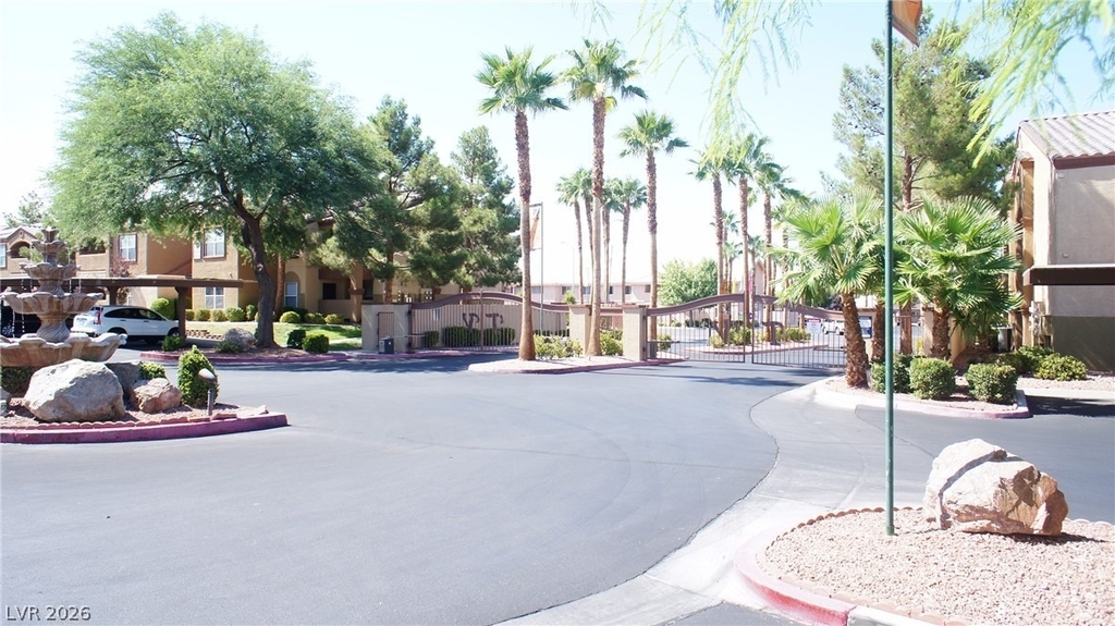 5055 W Hacienda Avenue - Photo 10
