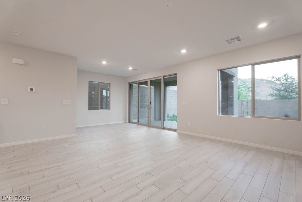 11620 Desert Hollow Avenue - Photo 8