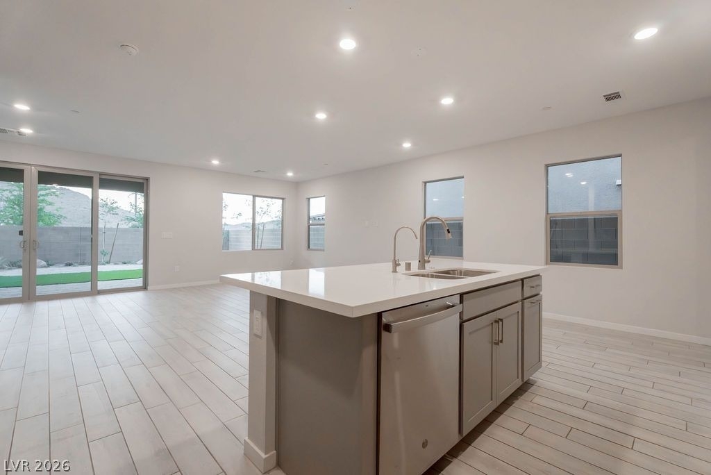 11620 Desert Hollow Avenue - Photo 4