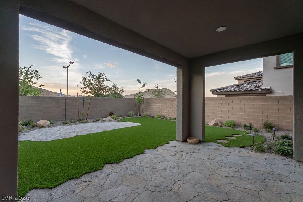 11620 Desert Hollow Avenue - Photo 43