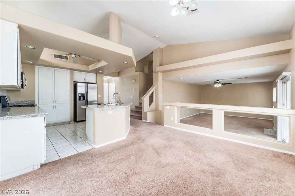 8725 Autumn Valley Avenue - Photo 4