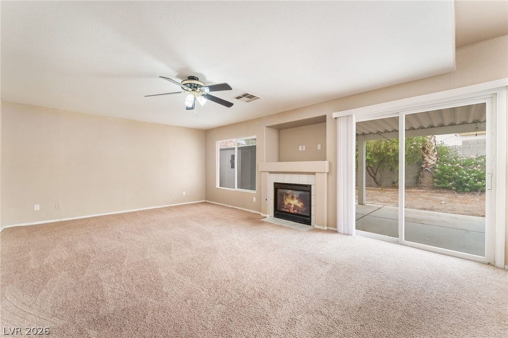 8725 Autumn Valley Avenue - Photo 10