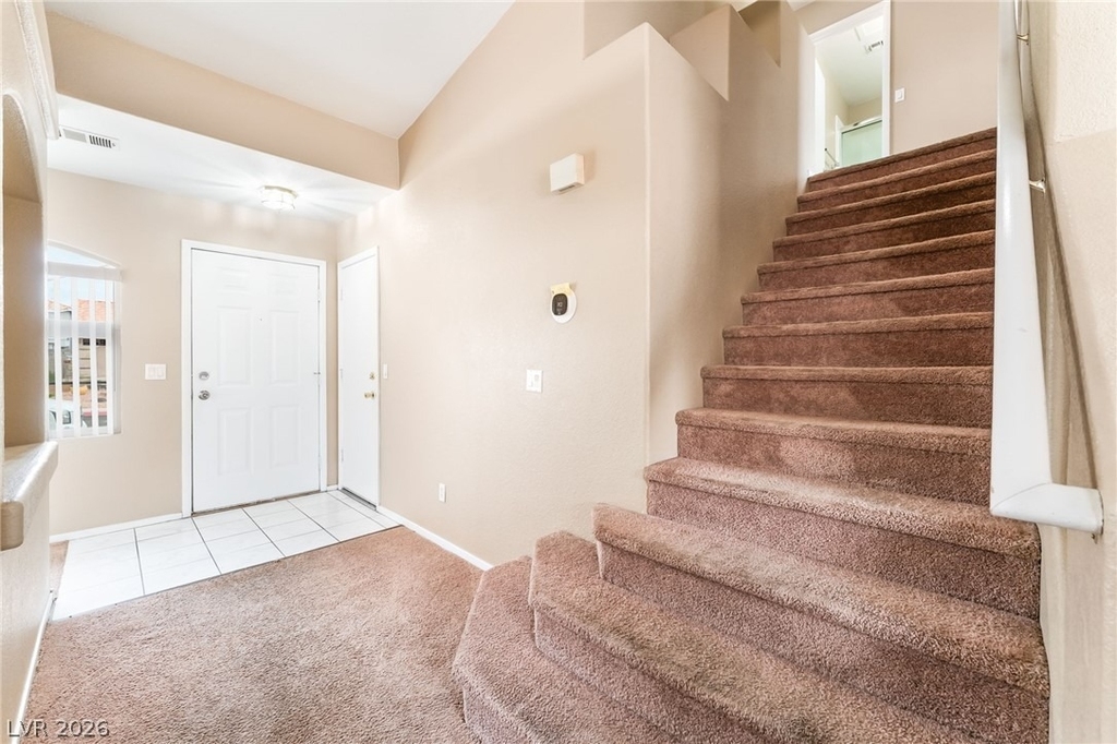 8725 Autumn Valley Avenue - Photo 2