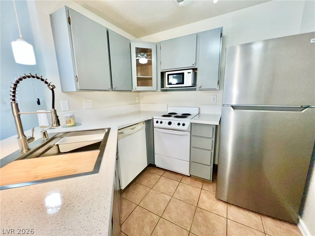 480 Elm Drive - Photo 8