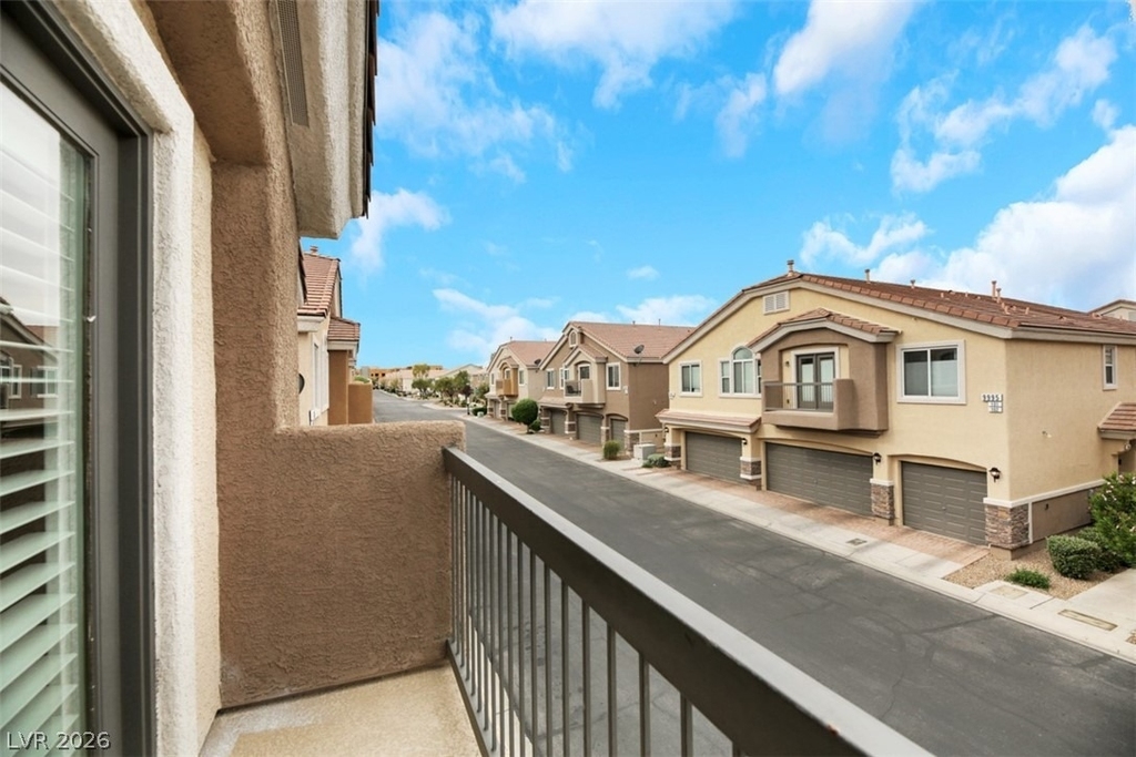 9982 Aspen Rose Street - Photo 18