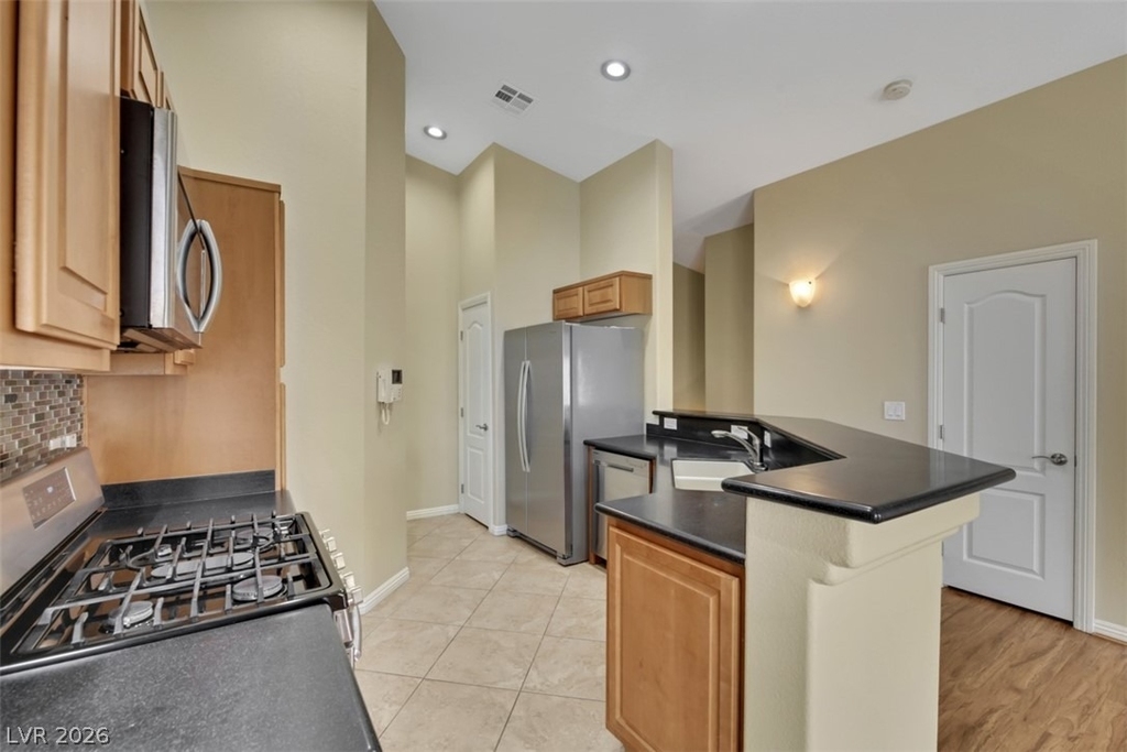 9982 Aspen Rose Street - Photo 5