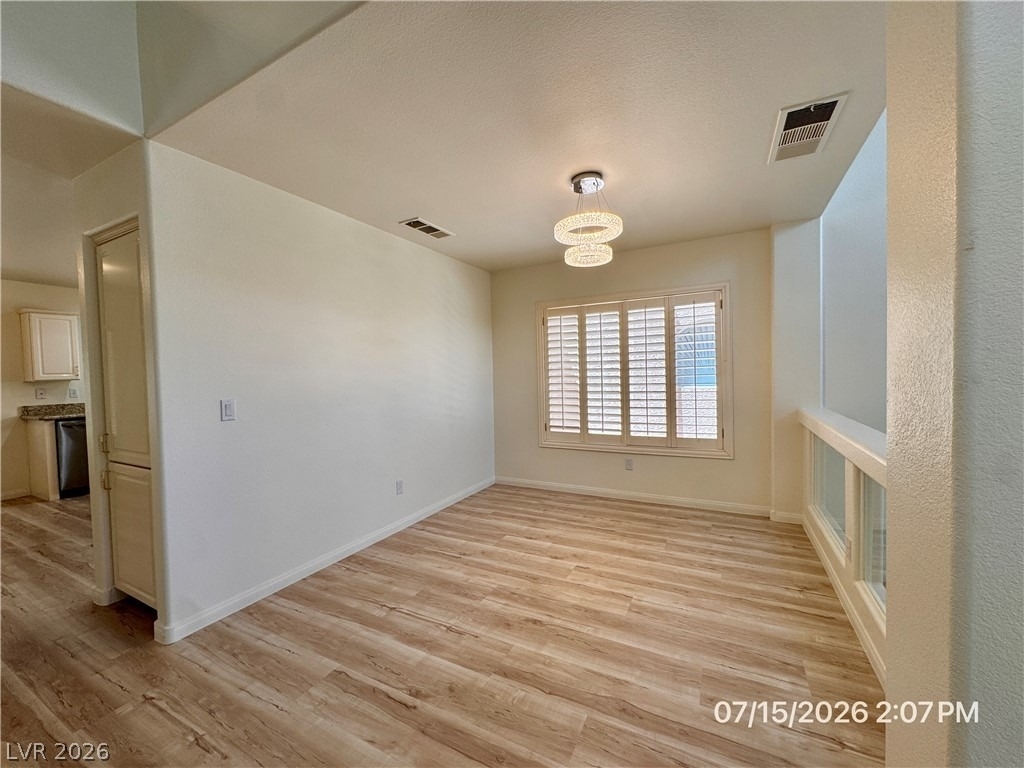 10921 Calcedonian Street - Photo 6
