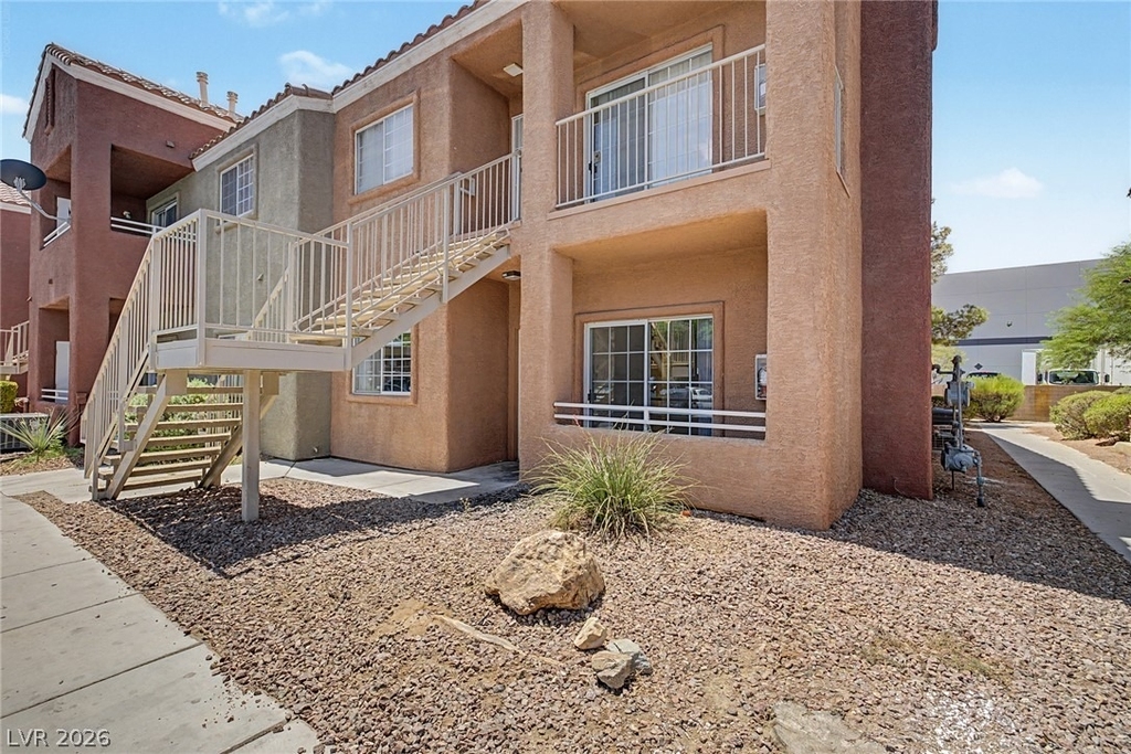 4730 Craig - Photo 0