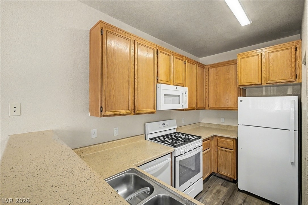 4730 Craig - Photo 15