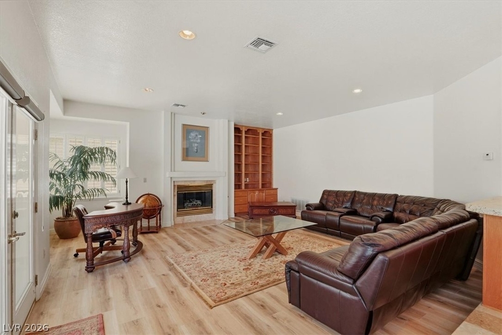 1888 Woodhaven Drive - Photo 20