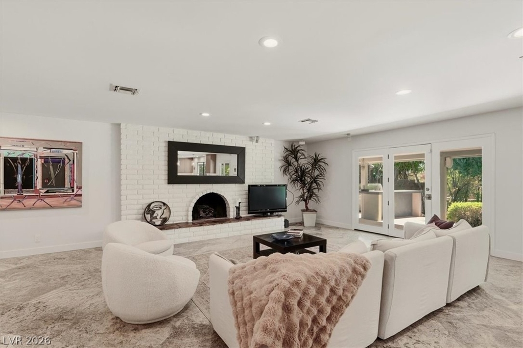 3007 La Mesa Drive - Photo 11