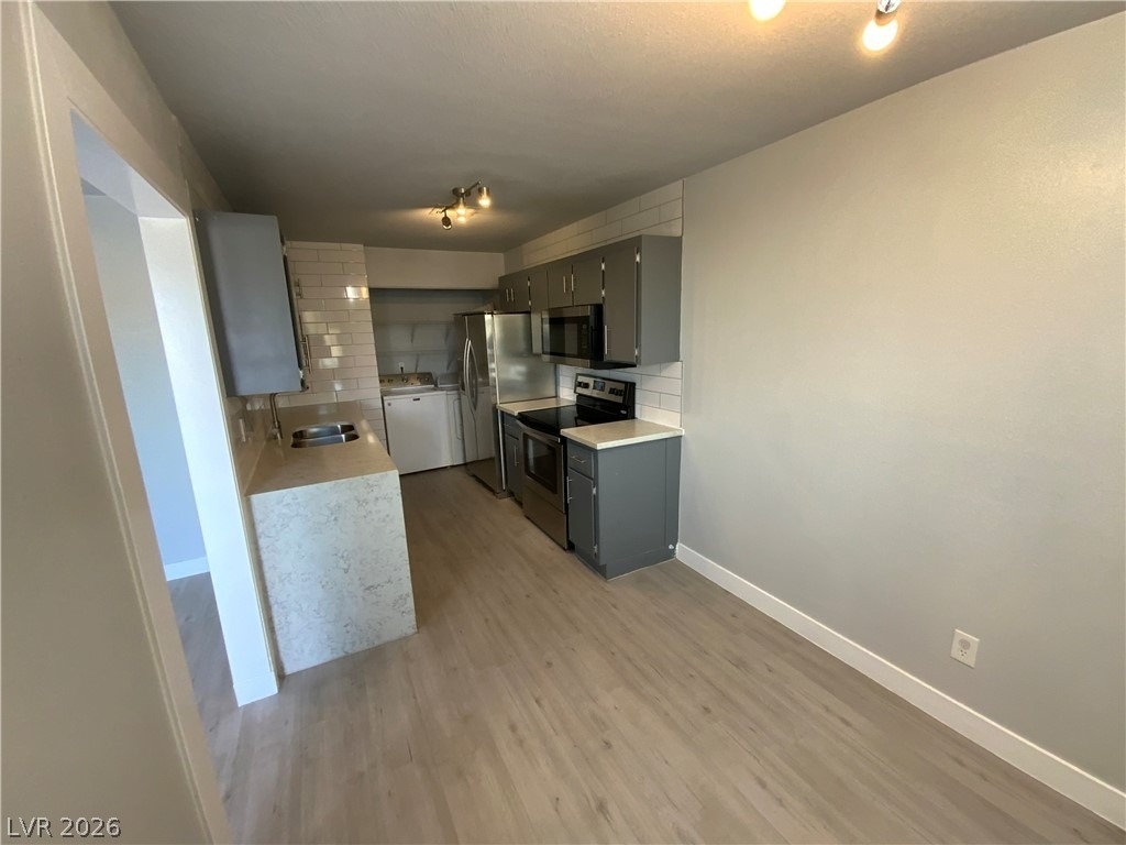 466 E Sunset Road - Photo 1