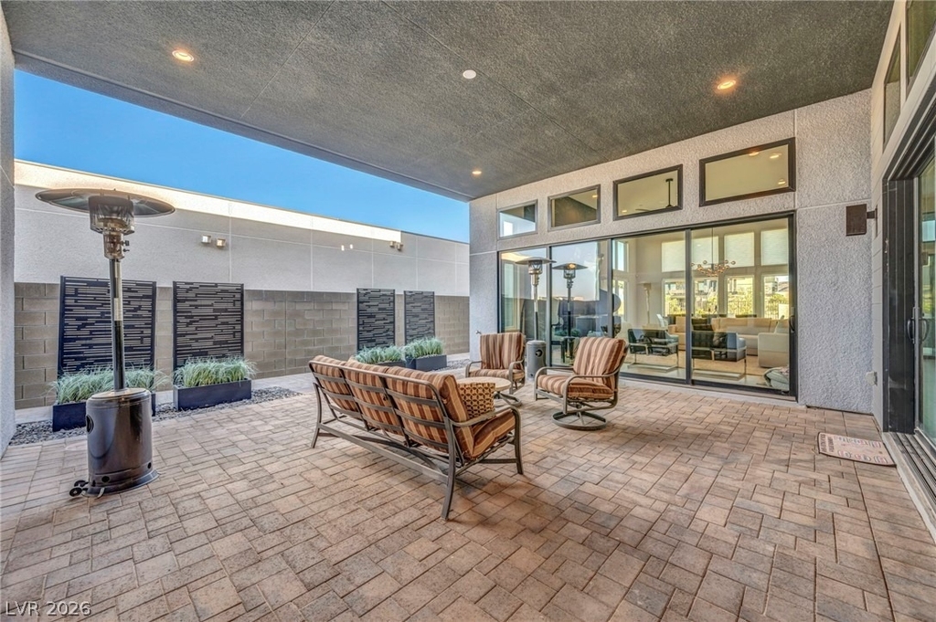 10935 Rossa Peak Avenue - Photo 22