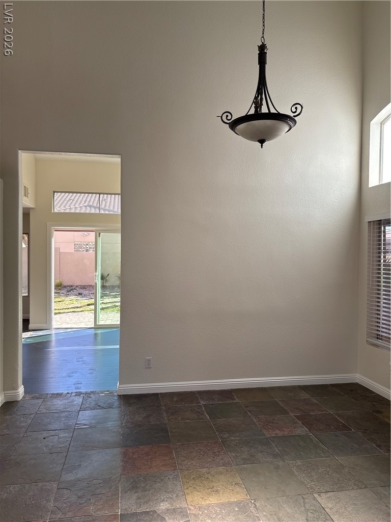 2670 Ridgewater Circle - Photo 2