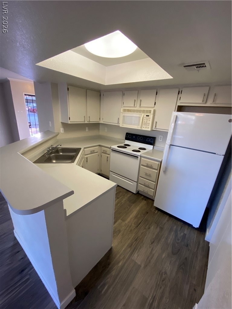 8600 W Charleston Boulevard - Photo 9