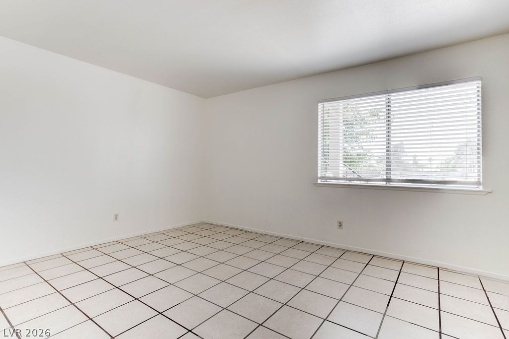4269 Stewart Avenue - Photo 4