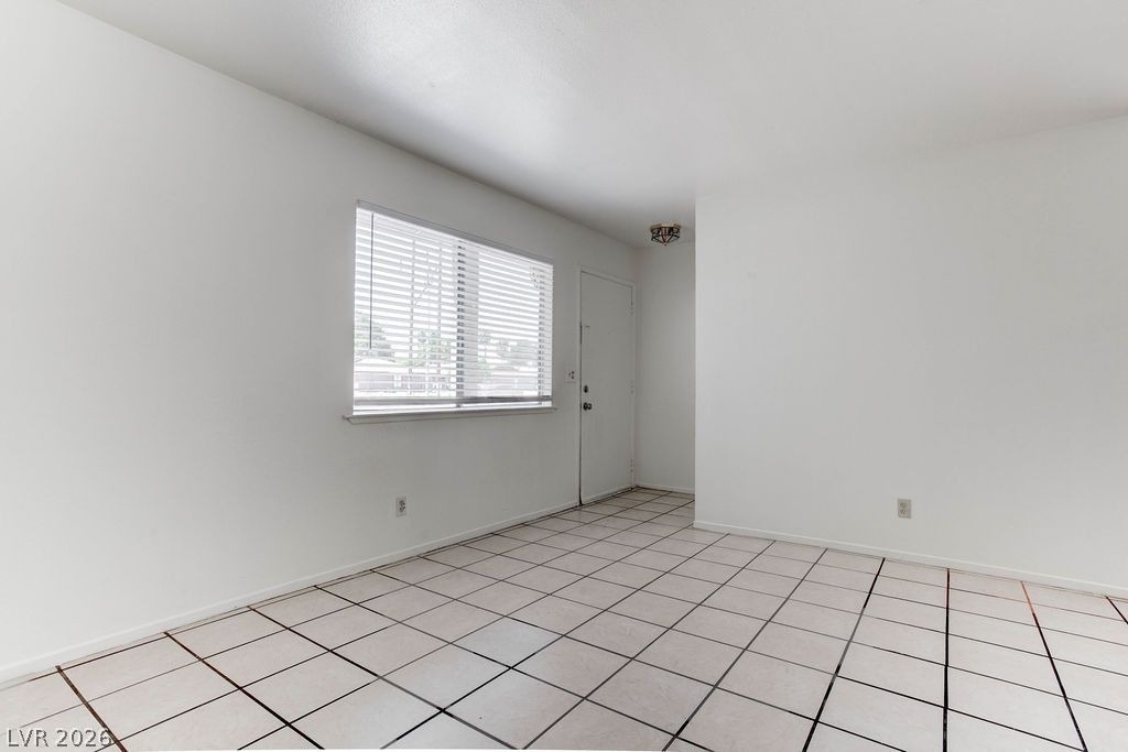 4269 Stewart Avenue - Photo 3