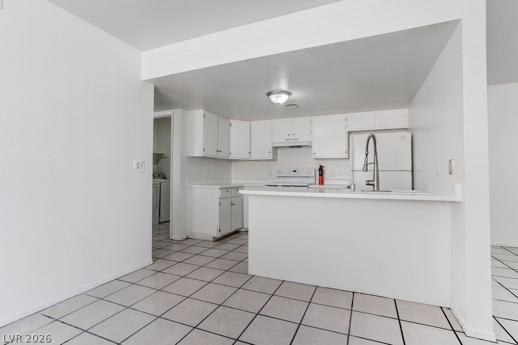4269 Stewart Avenue - Photo 7