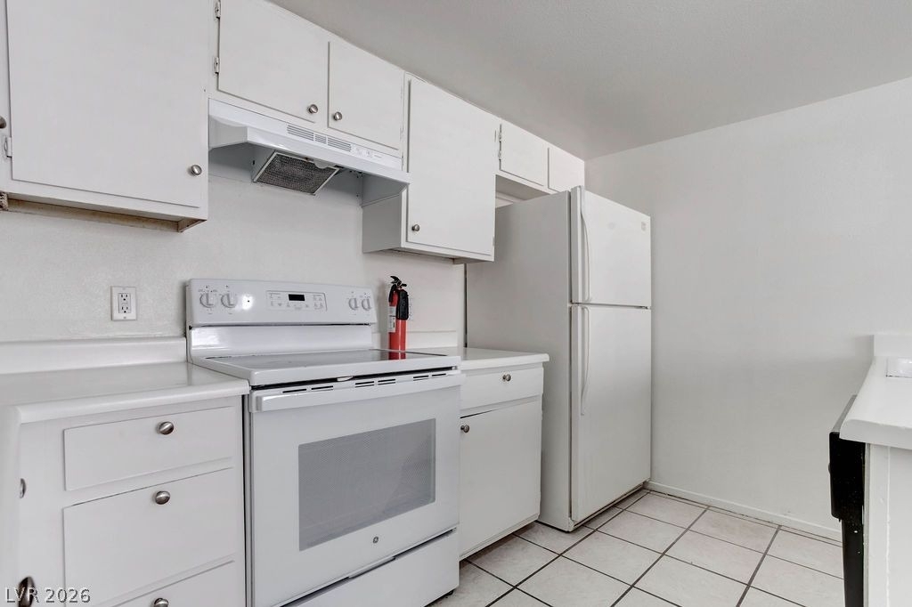 4269 Stewart Avenue - Photo 10