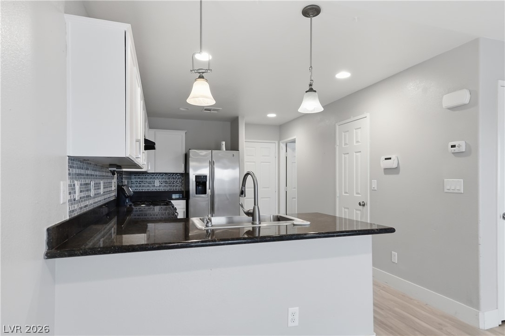 8910 Marble Light Avenue - Photo 10