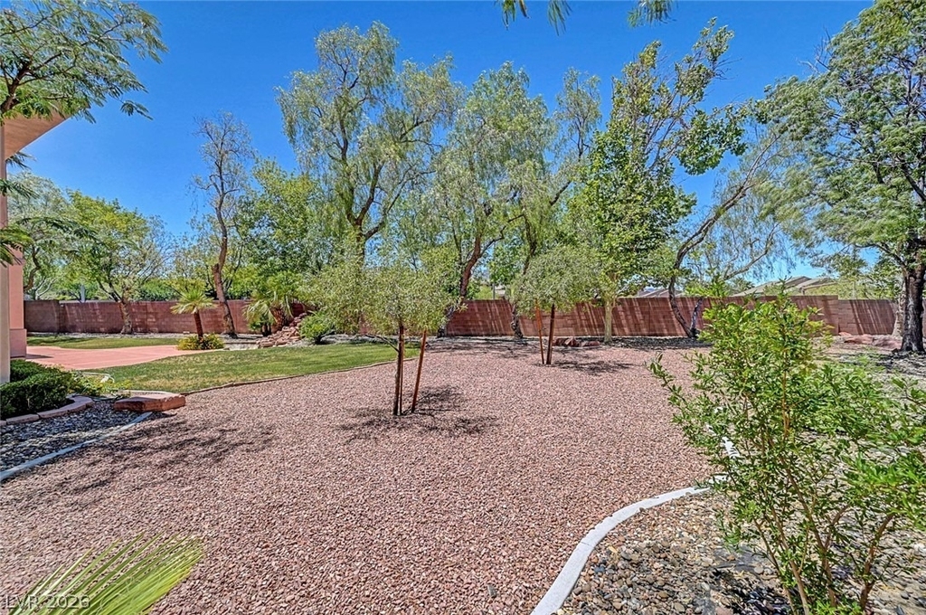 229 N Buteo Woods Lane - Photo 85