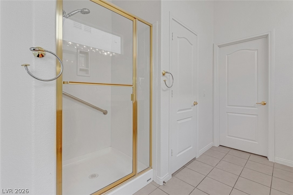 3131 Surf Spray Street - Photo 36