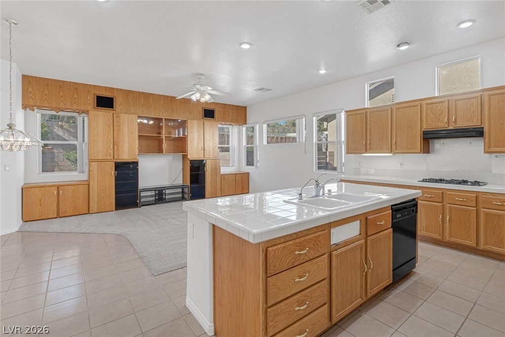 3131 Surf Spray Street - Photo 16