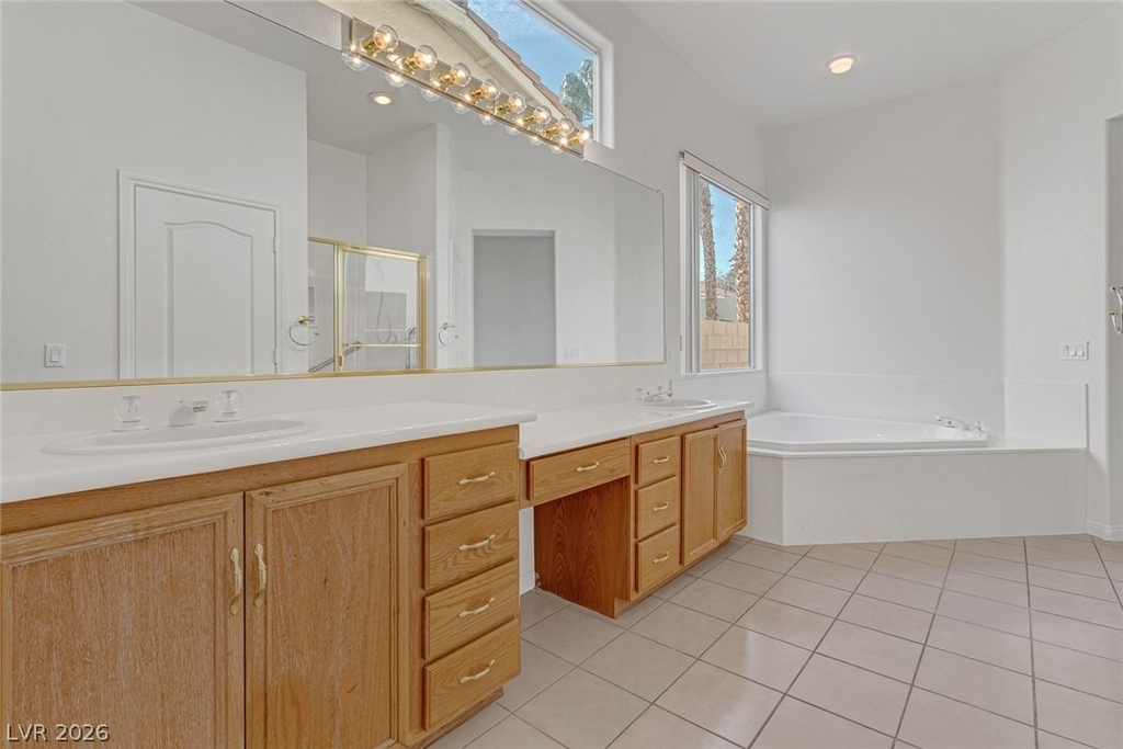 3131 Surf Spray Street - Photo 38