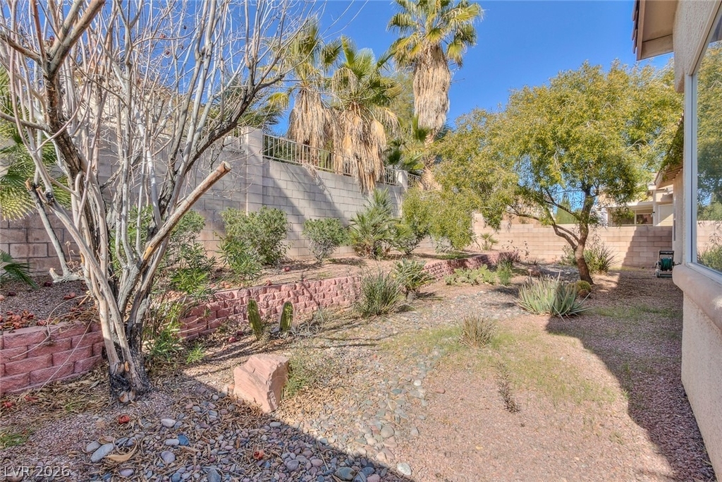 3131 Surf Spray Street - Photo 50